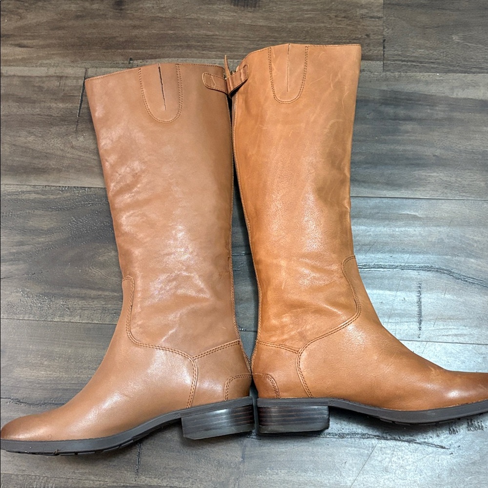 Like new Sam Edelman Penny Leather Riding Boots, US 6 Mrsp 200 usd at site - Picture 12 of 16